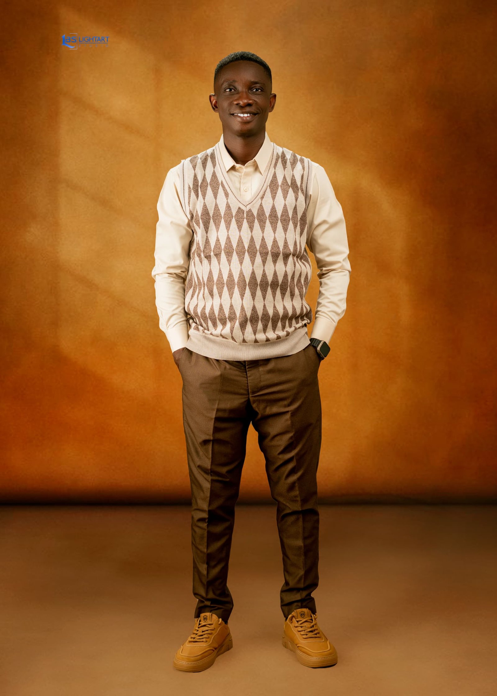Mr Olomo Adekunle